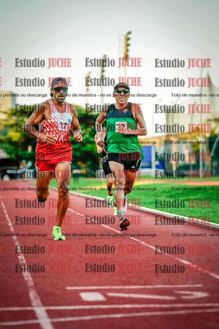 Fotos de los 3000 m llanos de varones