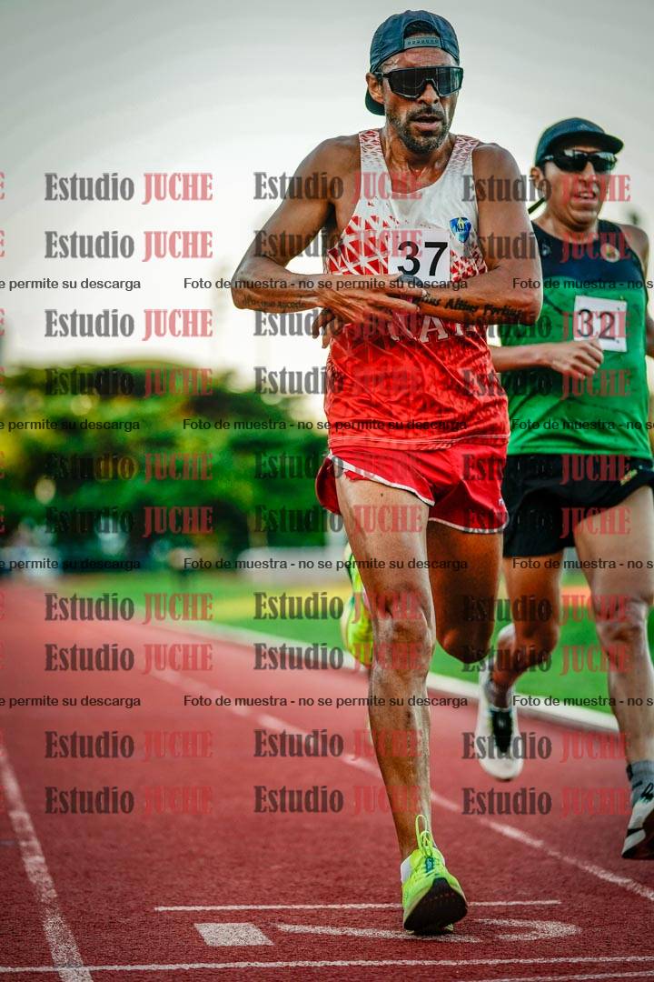 Fotos de los 3000 m llanos de varones