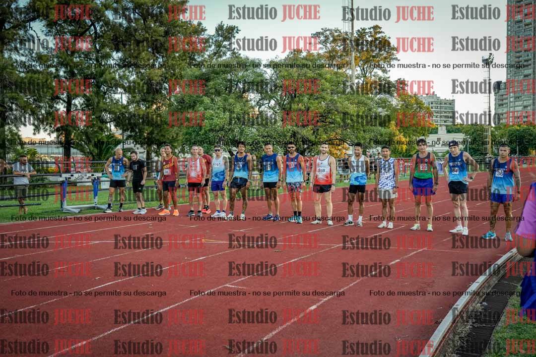 Fotos de los 3000 m llanos de varones