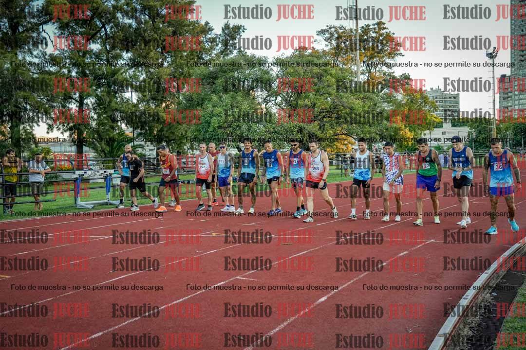 Fotos de los 3000 m llanos de varones