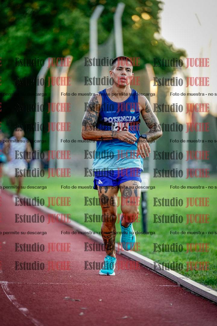 Fotos de los 3000 m llanos de varones