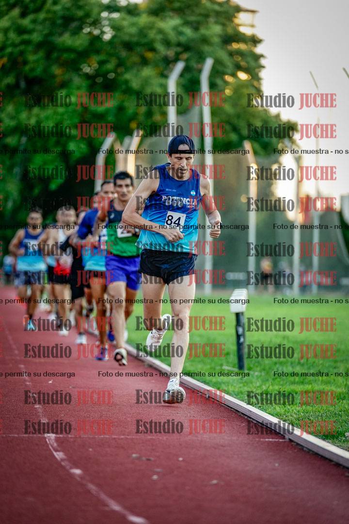 Fotos de los 3000 m llanos de varones