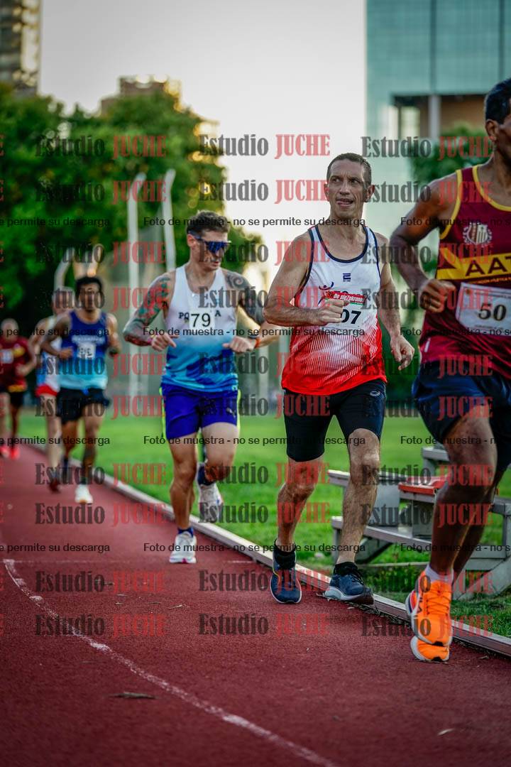 Fotos de los 3000 m llanos de varones