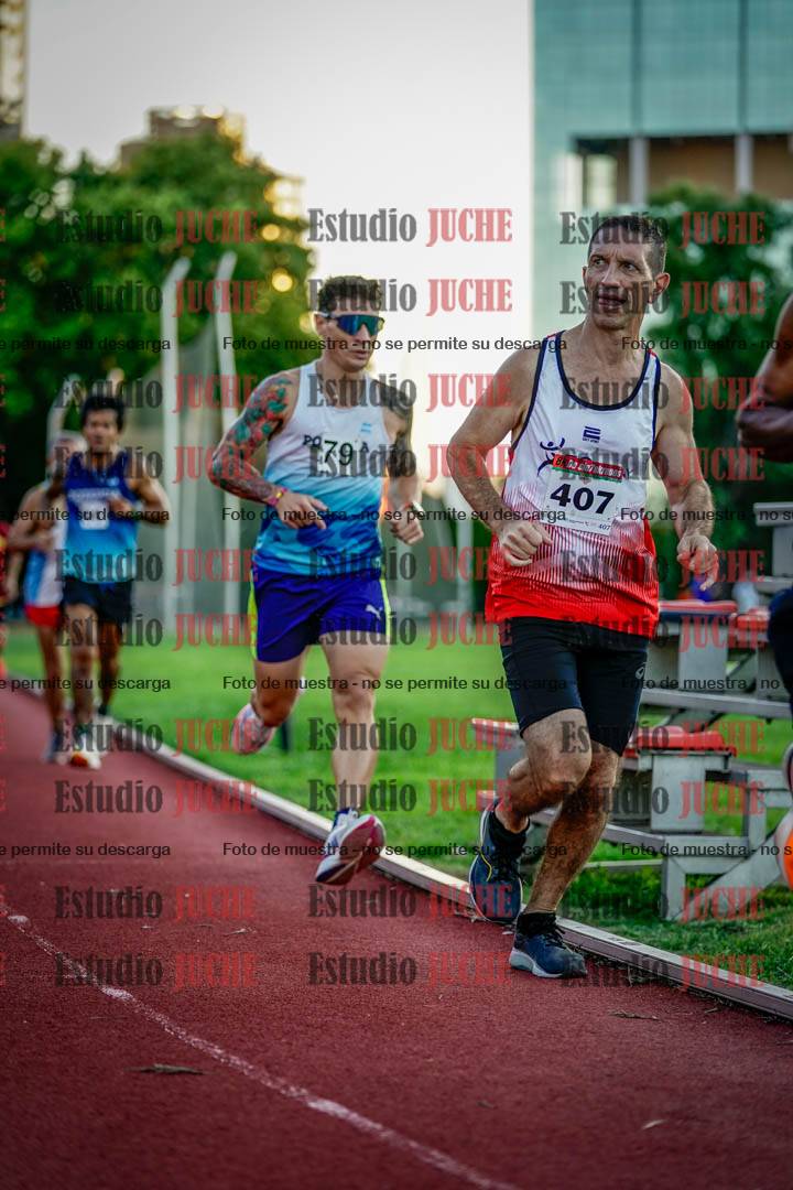 Fotos de los 3000 m llanos de varones