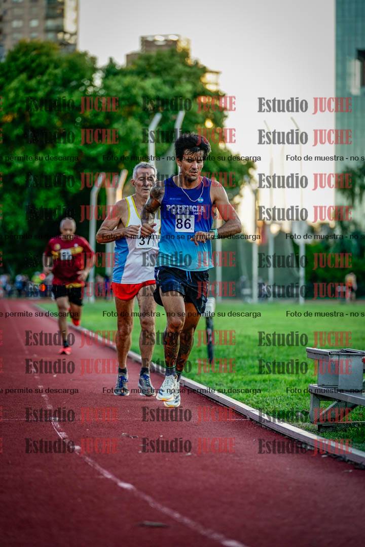 Fotos de los 3000 m llanos de varones