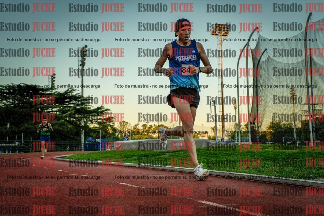 Fotos de los 3000 m llanos de varones