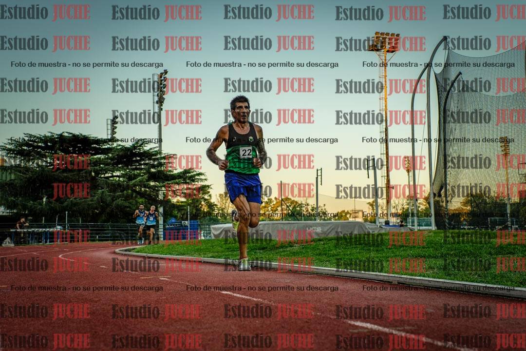 Fotos de los 3000 m llanos de varones