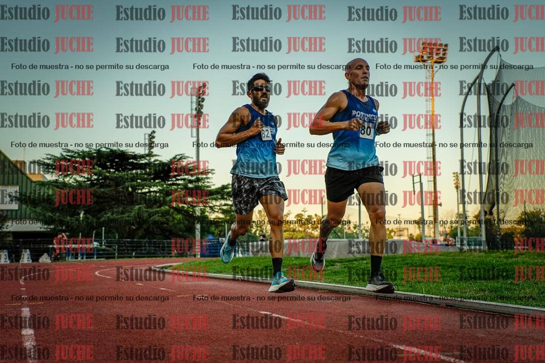Fotos de los 3000 m llanos de varones
