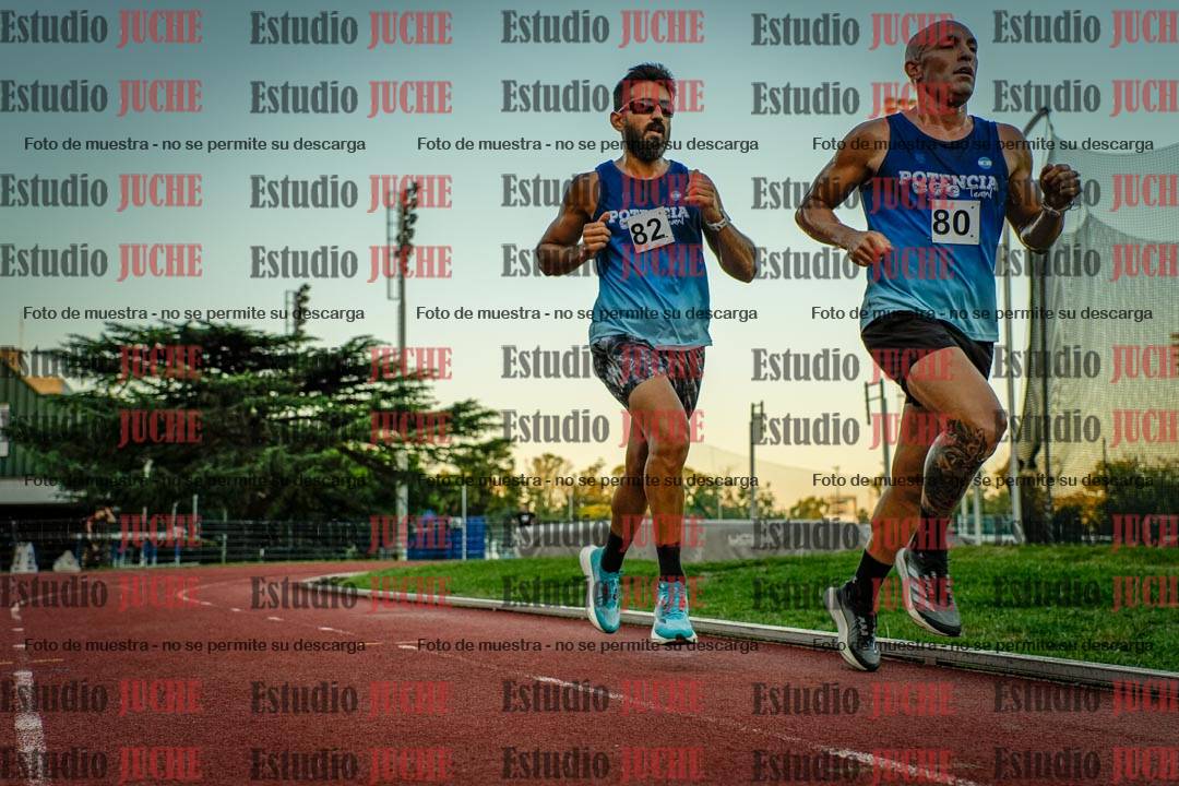 Fotos de los 3000 m llanos de varones