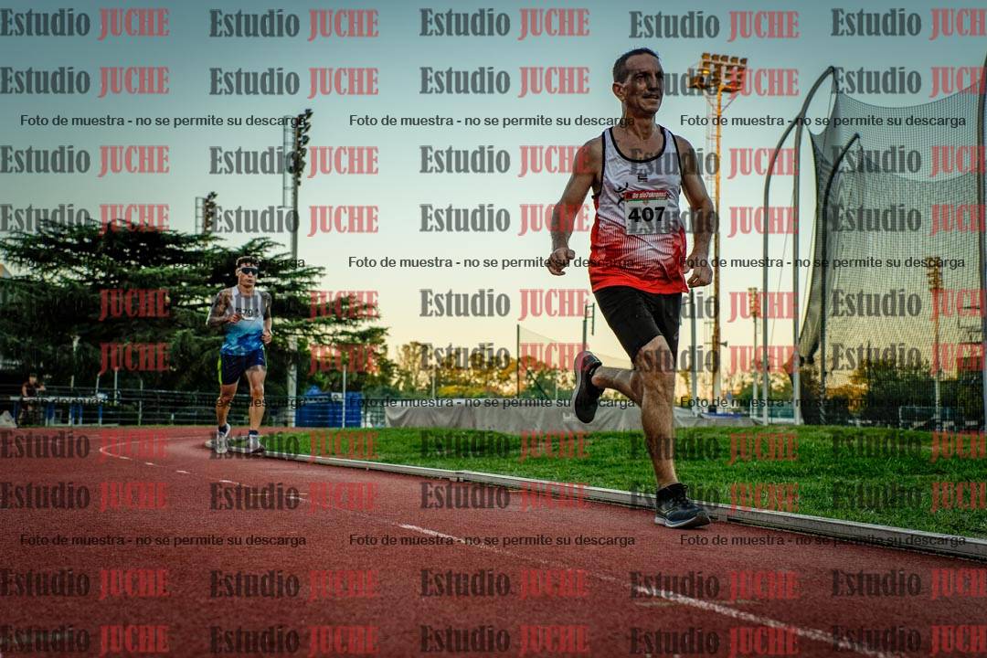 Fotos de los 3000 m llanos de varones