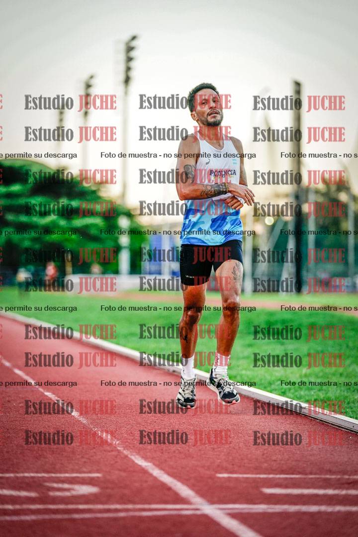 Fotos de los 3000 m llanos de varones