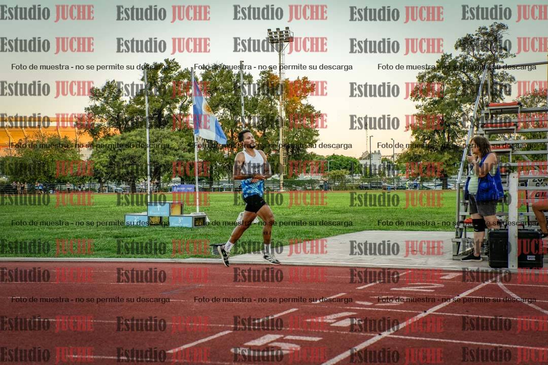 Fotos de los 3000 m llanos de varones