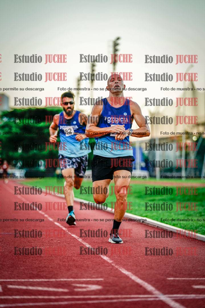 Fotos de los 3000 m llanos de varones