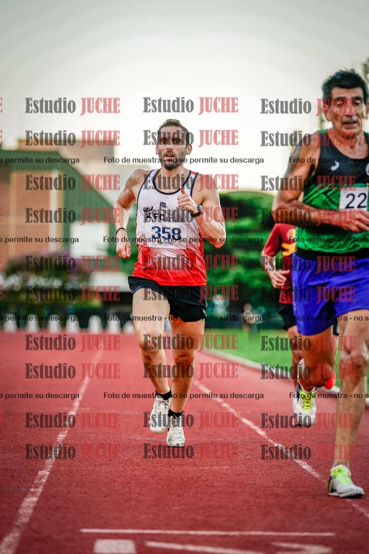 Fotos de los 3000 m llanos de varones