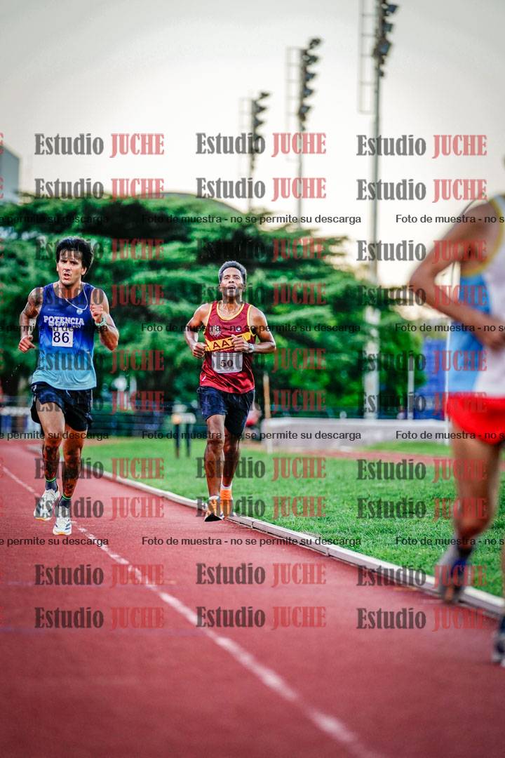 Fotos de los 3000 m llanos de varones