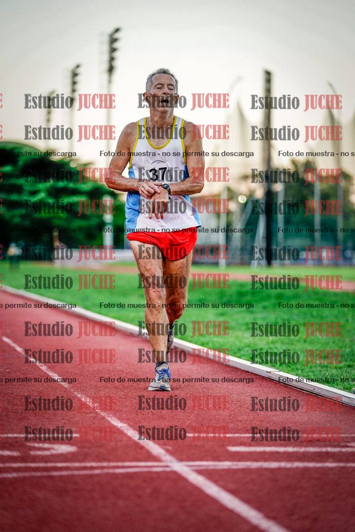 Fotos de los 3000 m llanos de varones
