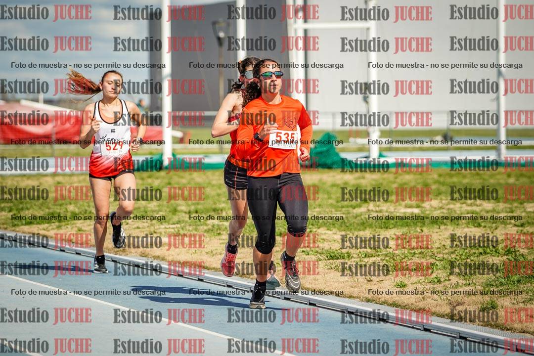 Fotos de los 5000 m llanos de mujeres