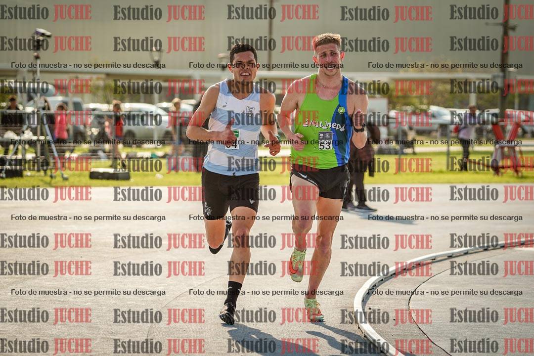 Fotos de los 3000 m llanos de varones