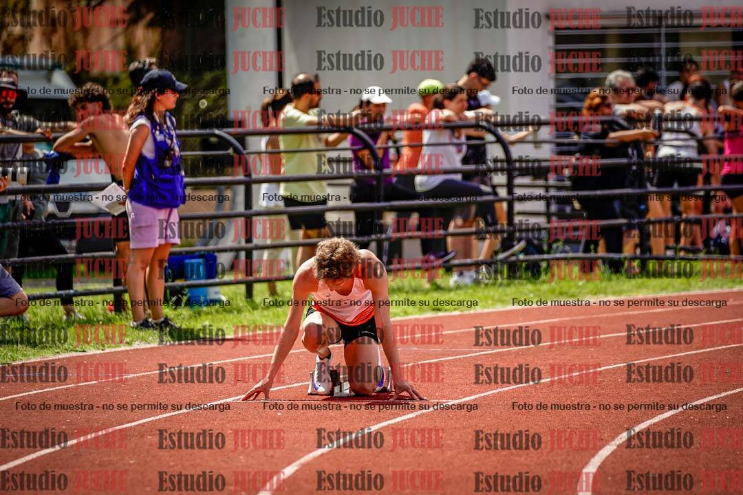 Fotos de los 400 m llanos de varones