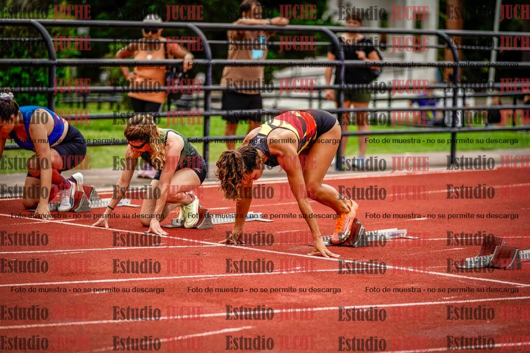 Fotos de los 100 m llanos de mujeres - FINAL