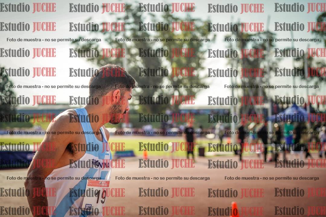 Fotos de los 400 m con vallas de varones
