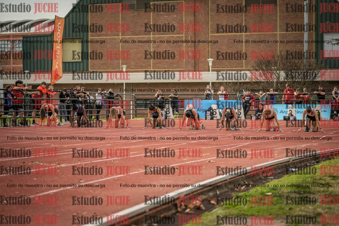 Fotos de los 100 m llanos de mujeres - FINAL