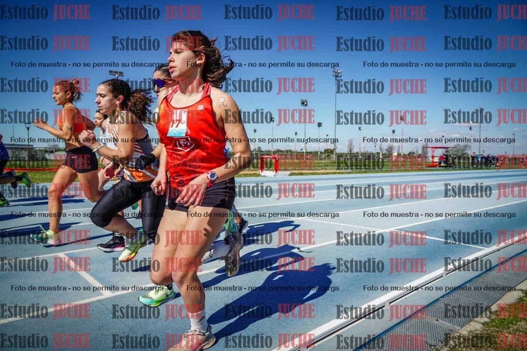 Fotos de los 5000 m llanos de mujeres y varones