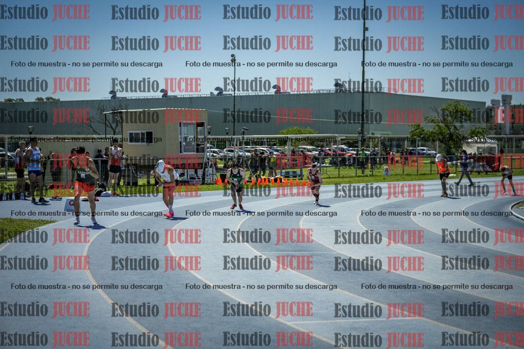 Fotos de los 800 m llanos de varones