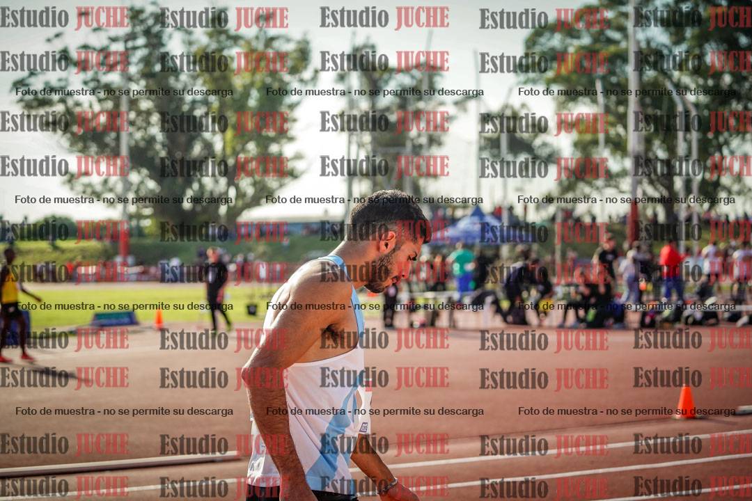 Fotos de los 400 m con vallas de varones
