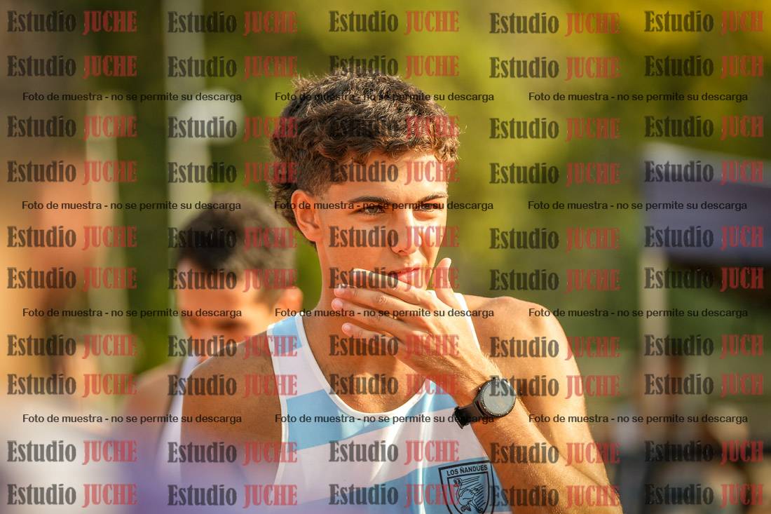 Fotos de los 1500 m llanos de varones