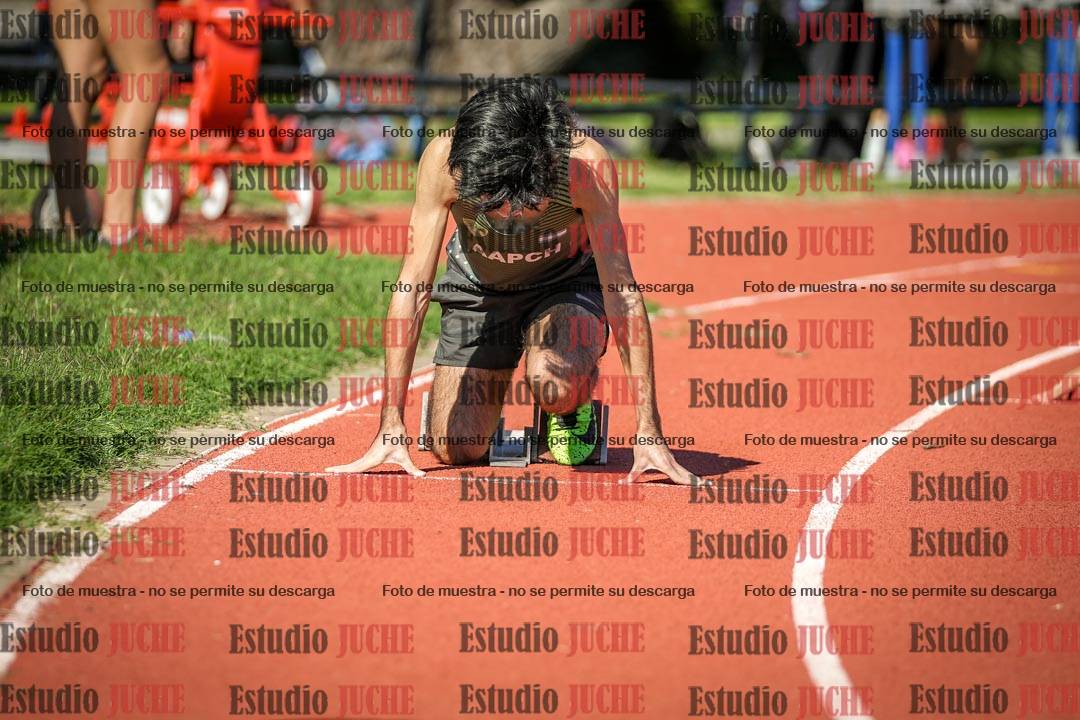 Fotos de los 200 m llanos de varones