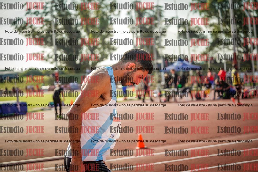 Fotos de los 400 m con vallas de varones