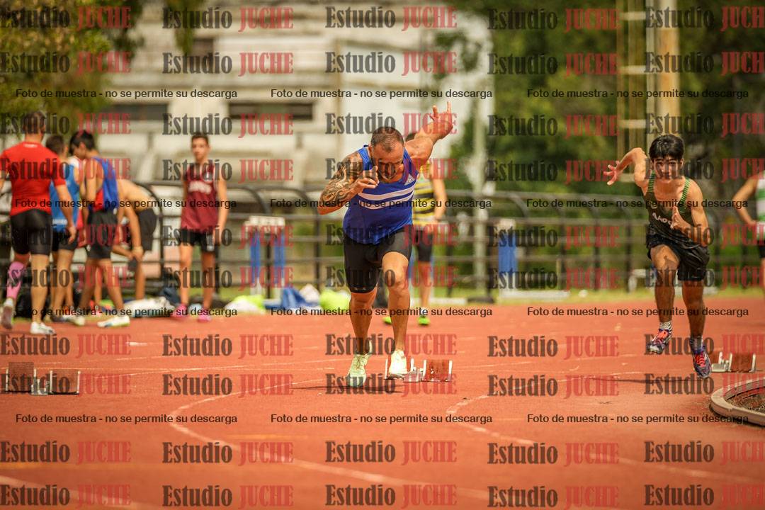 Fotos de los 200 m llanos de varones
