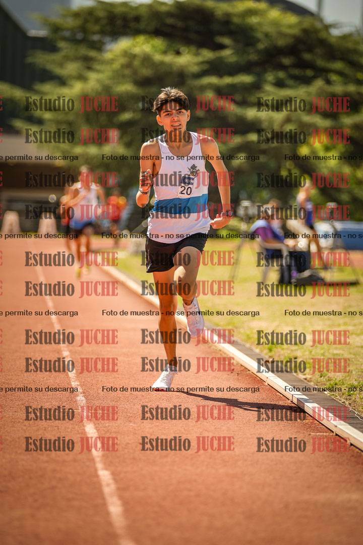 Fotos de los 600 m llanos de varones