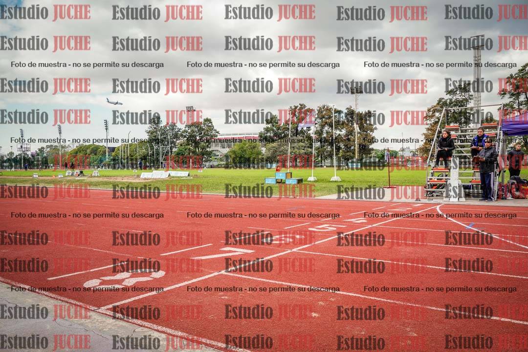 Fotos de los 400 m llanos de varones