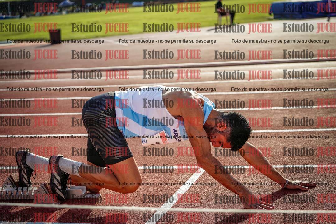Fotos de los 400 m con vallas de varones