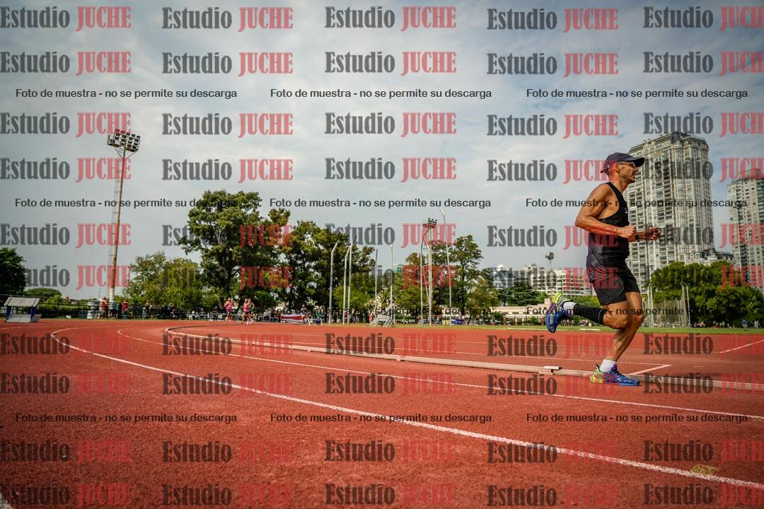 Fotos de los 3000 m llanos de varones