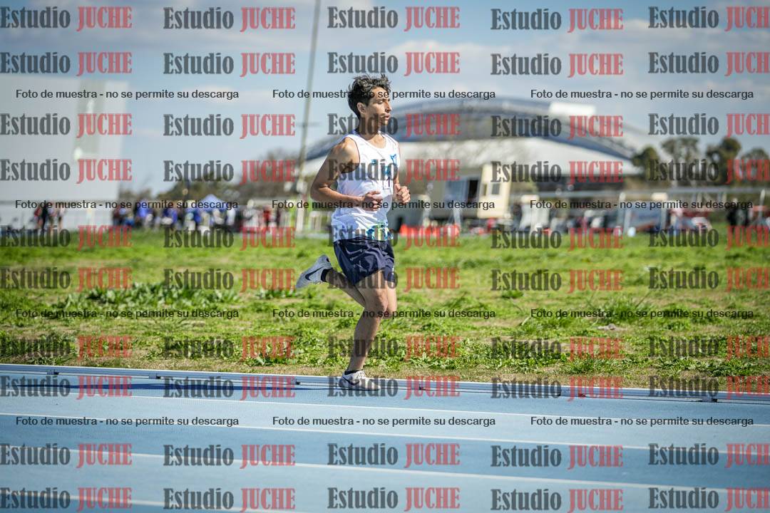Fotos de los 5000 m llanos de mujeres y varones
