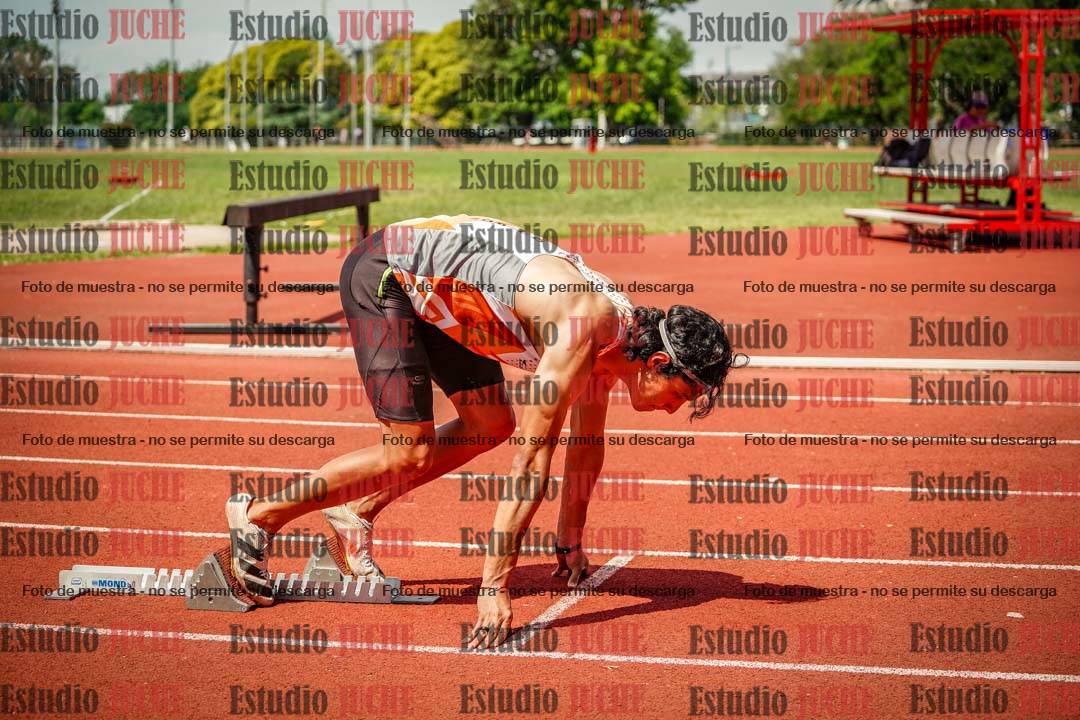Fotos de los 400 m llanos de varones