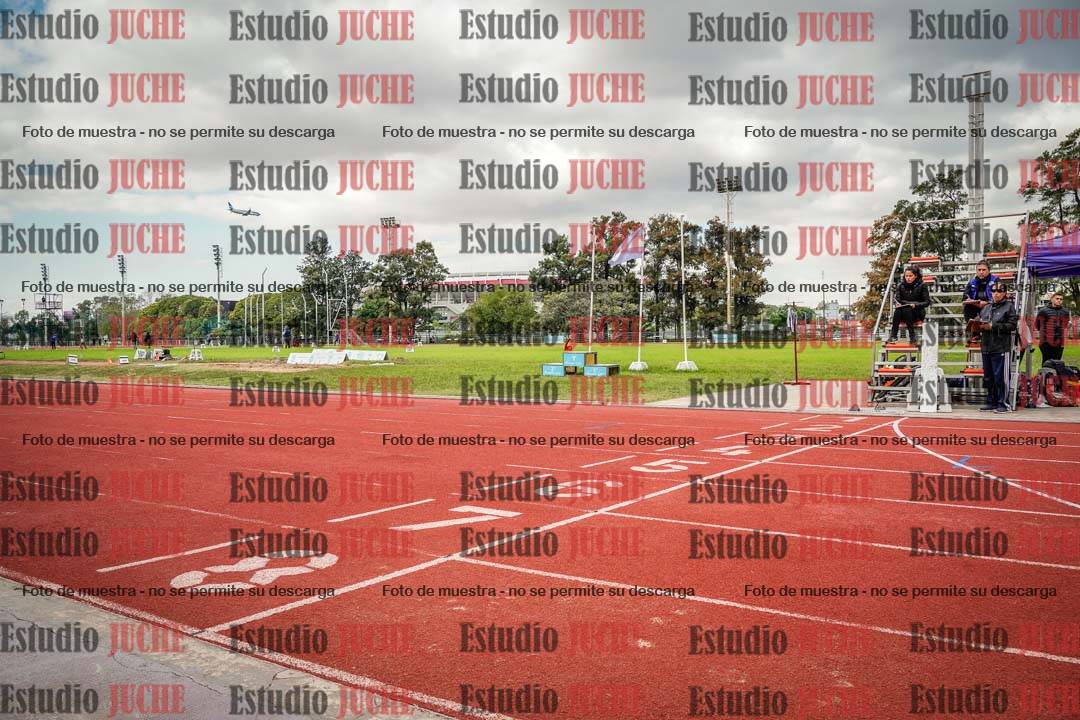 Fotos de los 400 m llanos de varones