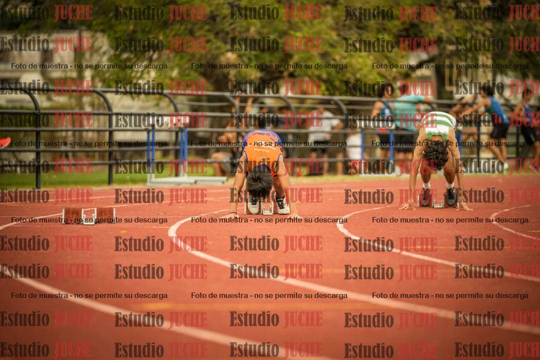 Fotos de los 200 m llanos de varones