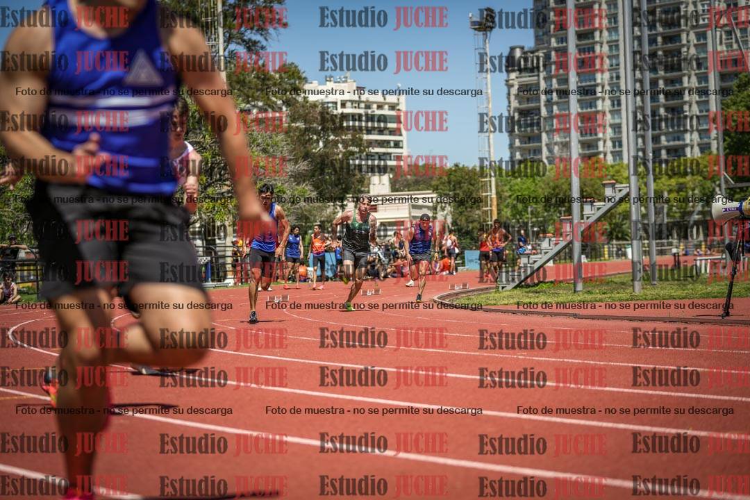 Fotos de los 200 m llanos de varones