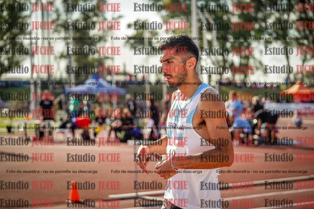 Fotos de los 400 m con vallas de varones
