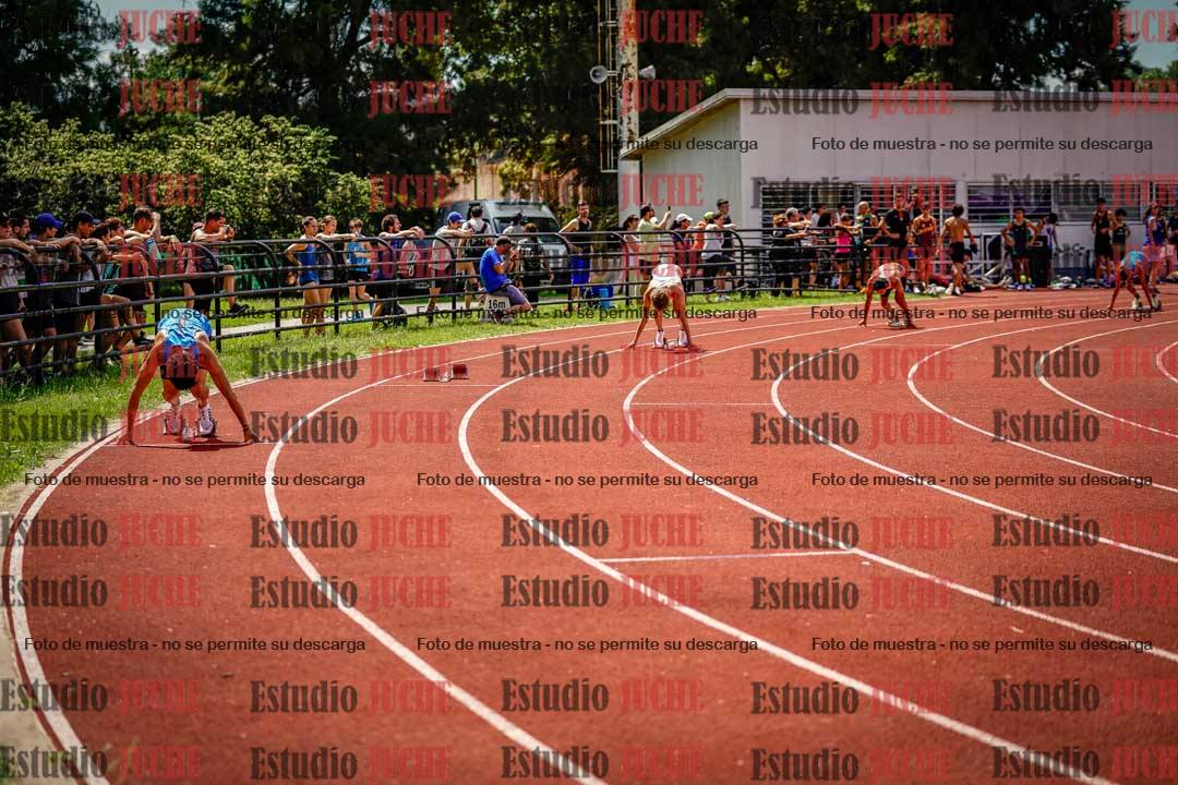 Fotos de los 400 m llanos de varones