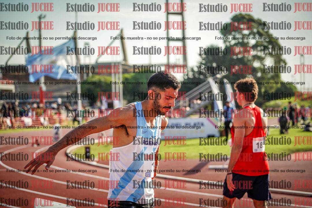 Fotos de los 400 m con vallas de varones