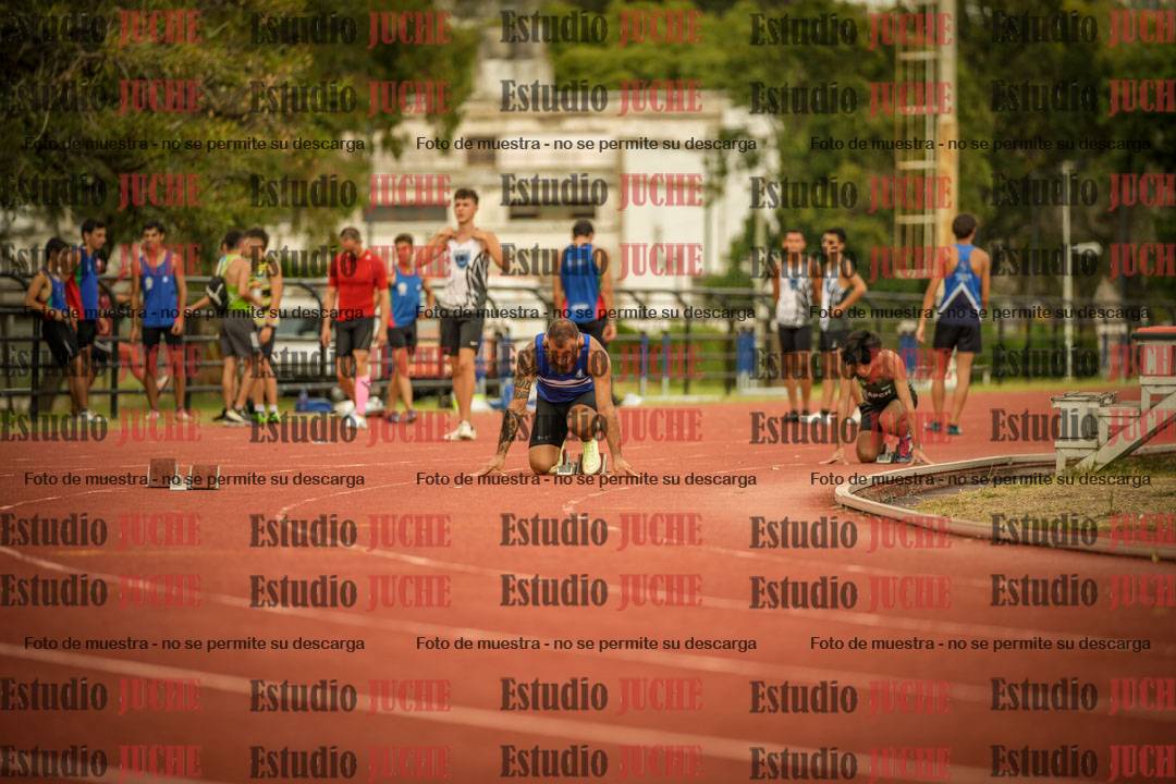 Fotos de los 200 m llanos de varones