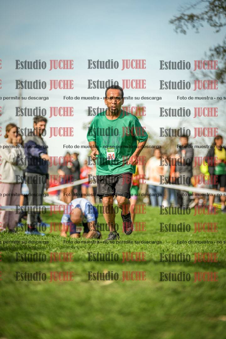 Fotos de la llegada del cross de 1500 m