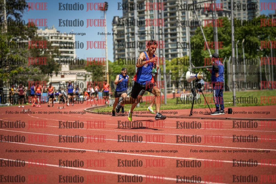 Fotos de los 200 m llanos de varones