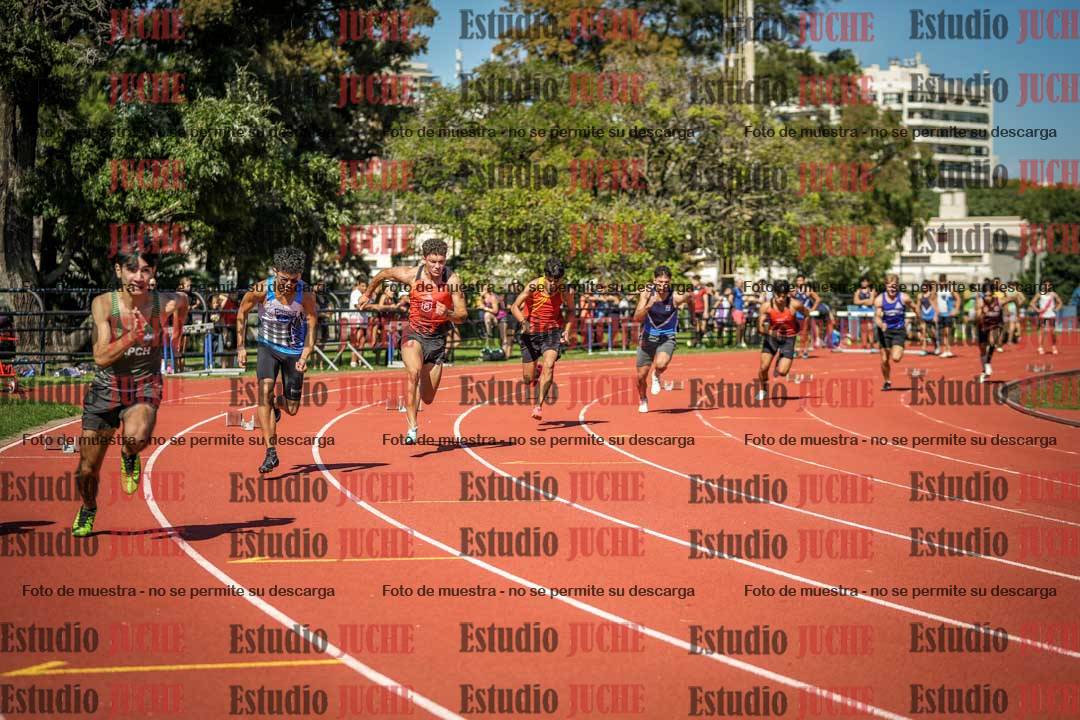 Fotos de los 200 m llanos de varones