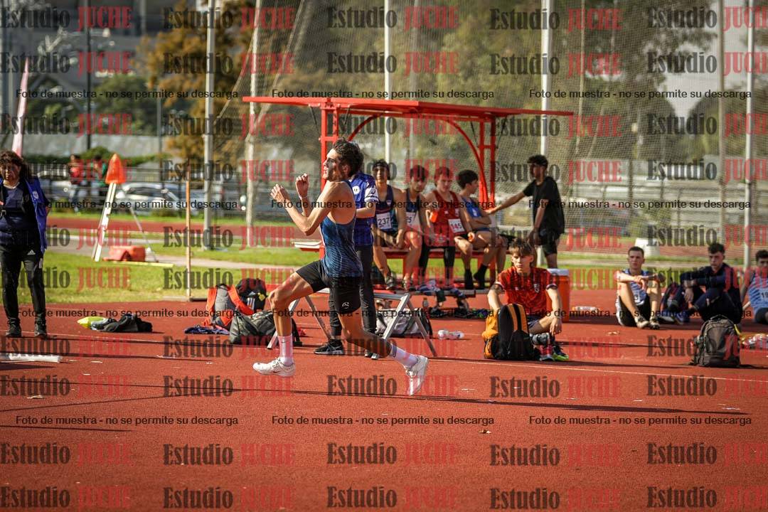 Fotos del salto en alto de varones